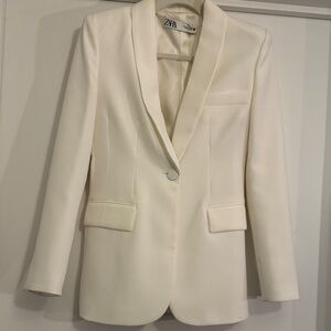 Zara Women's Cream Blazer